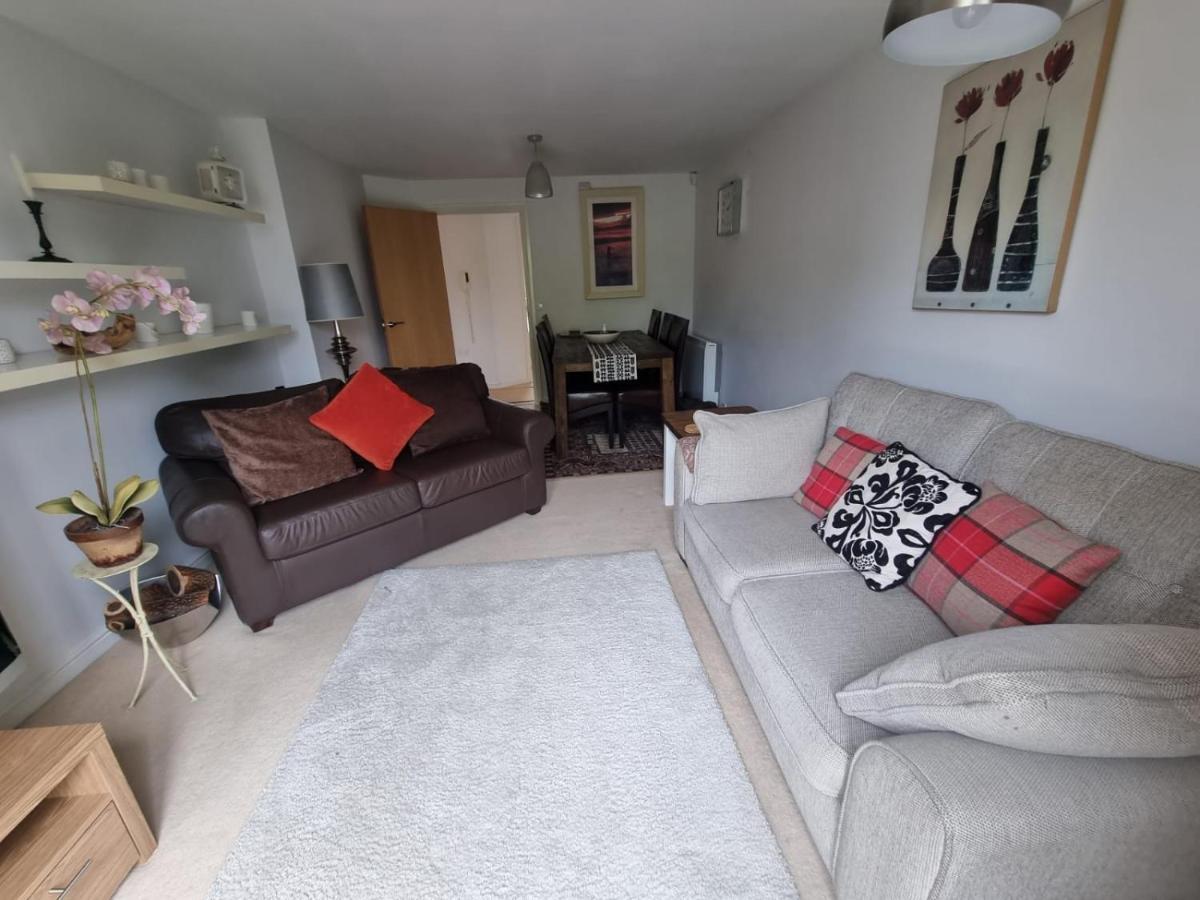 Sky Night Serviced Apartments Cardiff Esterno foto