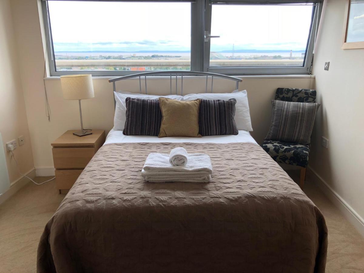 Sky Night Serviced Apartments Cardiff Esterno foto
