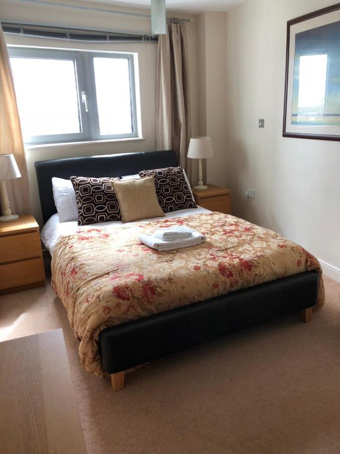 Sky Night Serviced Apartments Cardiff Esterno foto