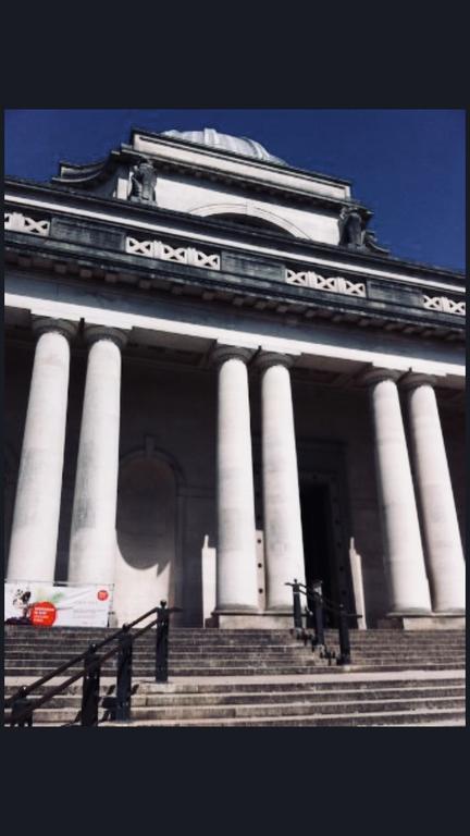 Sky Night Serviced Apartments Cardiff Esterno foto