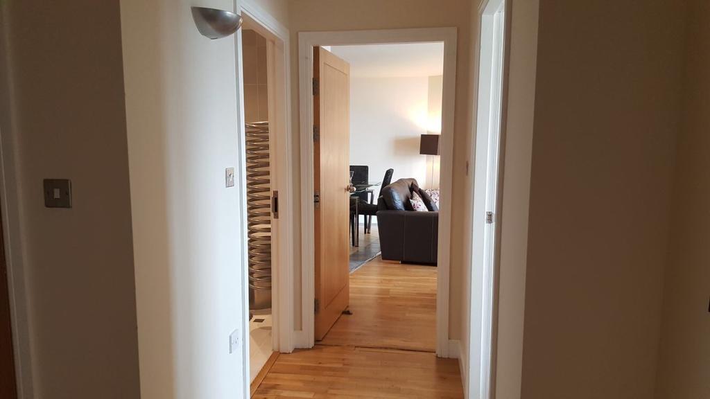 Sky Night Serviced Apartments Cardiff Esterno foto