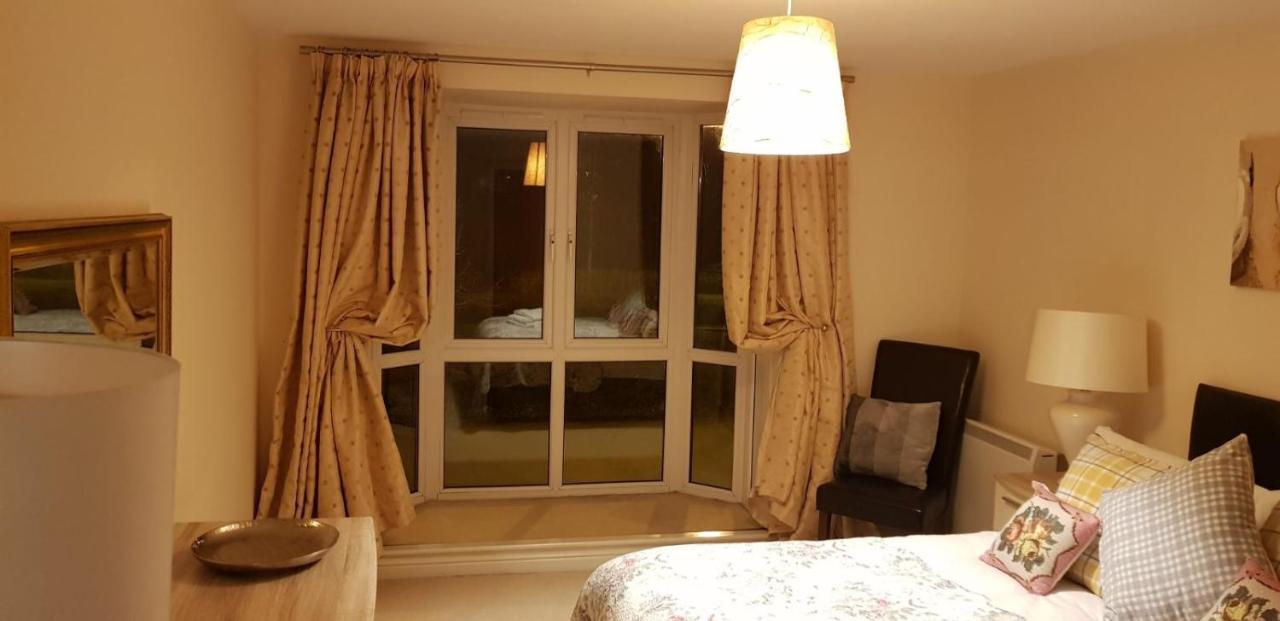 Sky Night Serviced Apartments Cardiff Esterno foto